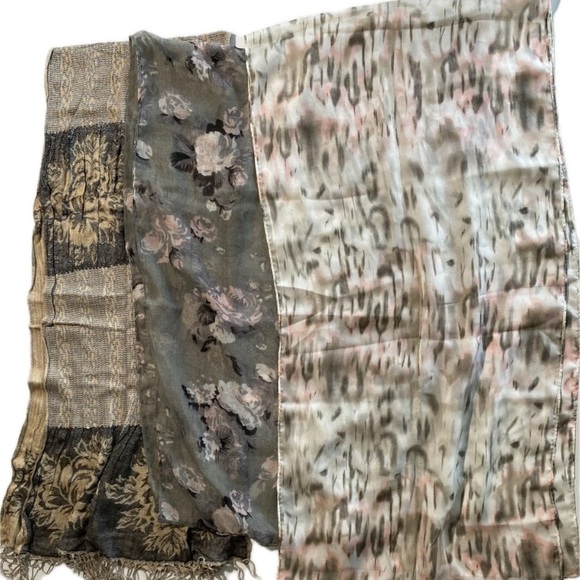unbranded Accessories - GOOD Lot Of 3 Women’s Scarfs, Floral, Pink & Gray, Sheer & Thick Scarfs